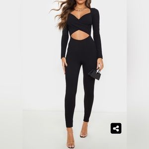 Elegant date night fit!!! Ribbed stretchy black jumpsuit 🌺NEW